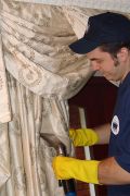 Почистващи услуги за домове и бизнес имоти в България, ТОП цени за почистване и машинно пране на текстилни повърхности в България. България PRO Cleaners се рекламира чрез findbgcleaners.com.